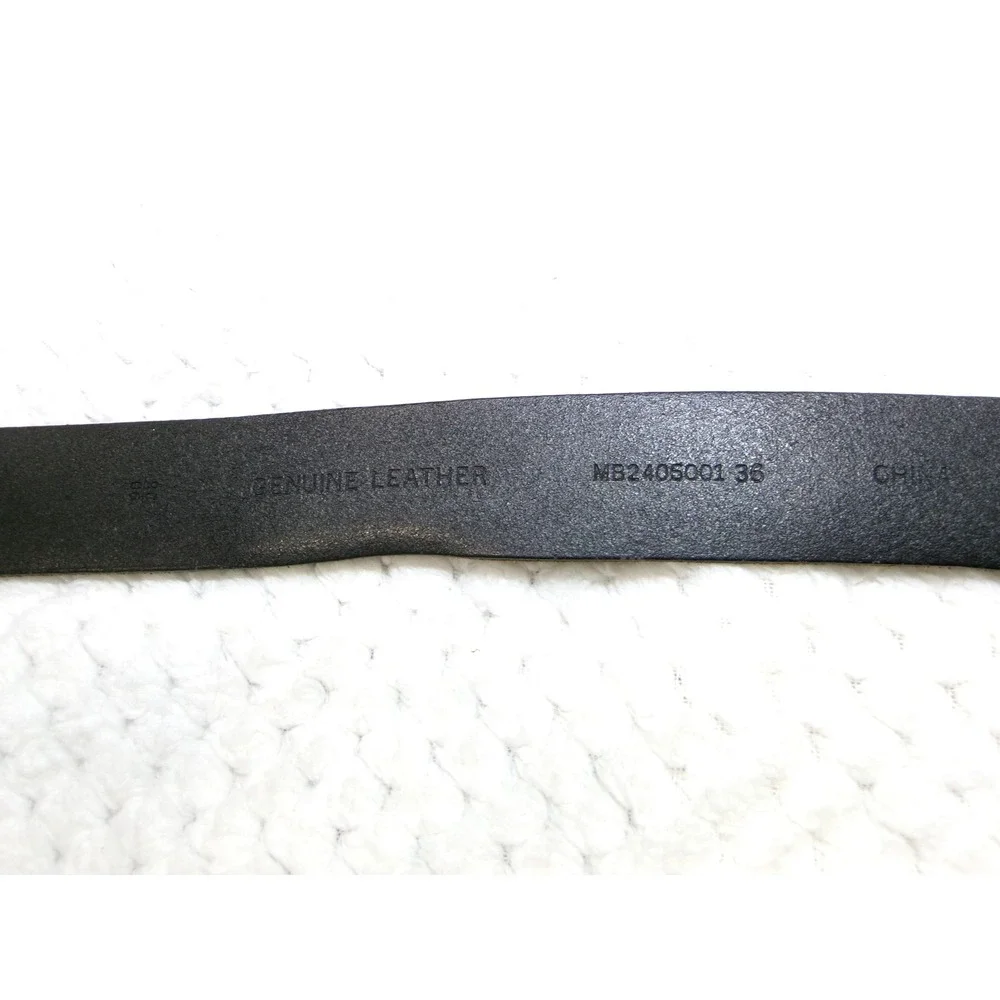 Fossil Mens 36 Leather Belt Black MB2405001 Silver Buckle Classic Accessory